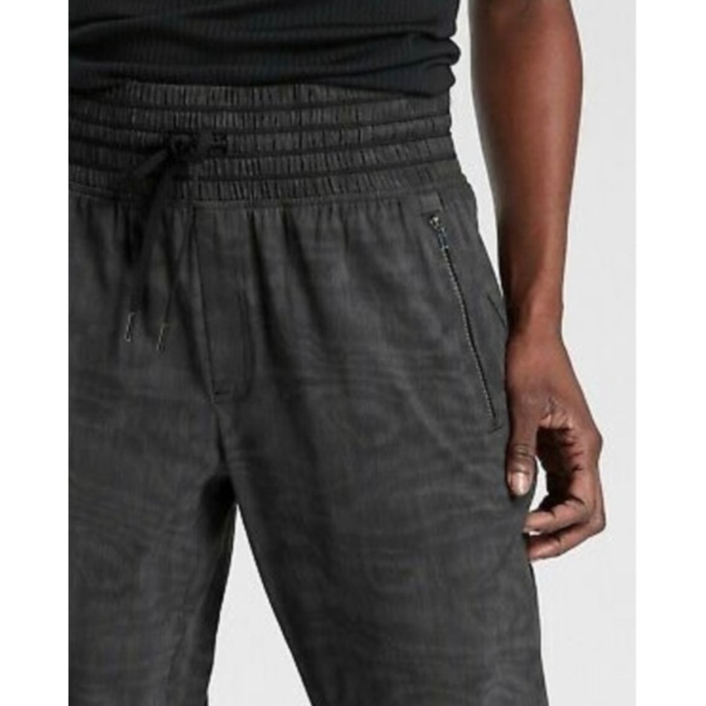 Athleta Camden Printed Jogger Pant in Black Moire - Picture 3 of 16